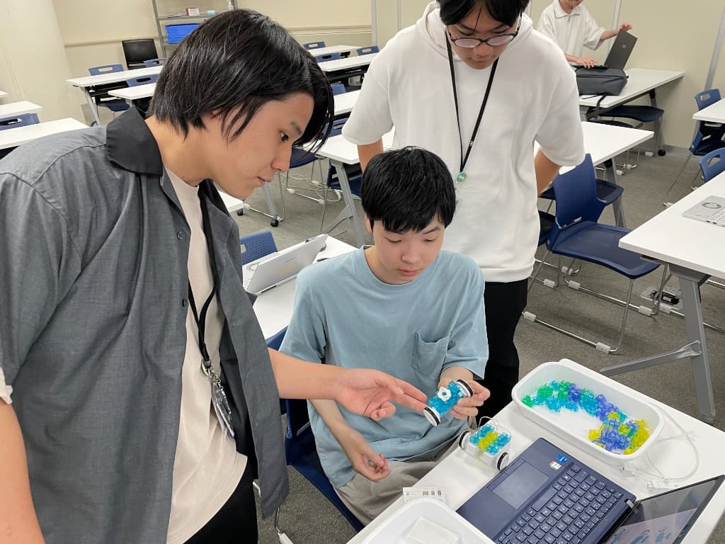 教材勉強会の様子